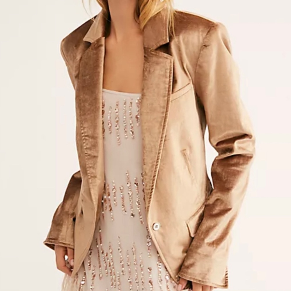 NEW WITH TAGS Free People blazer
